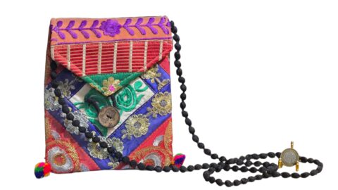 Bolsa artesanal no estilo indiana