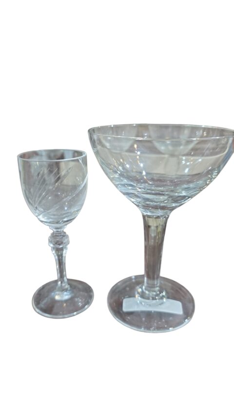 Par de taças de cristal de boa qualidade