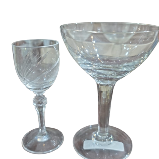 Par de taças de cristal de boa qualidade