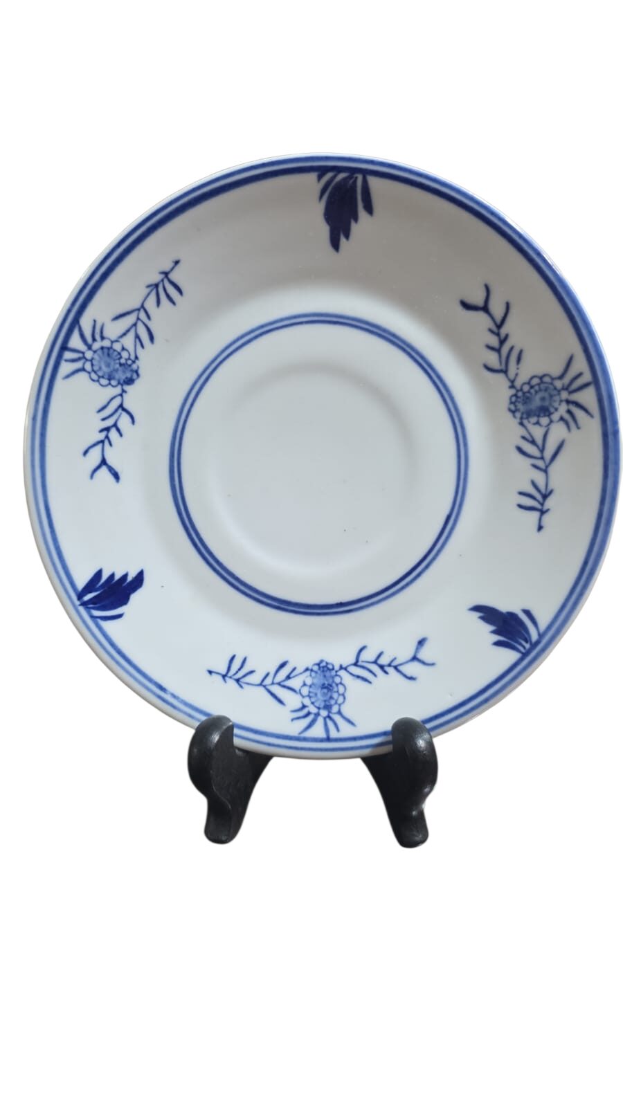 Antiga porcelana oriental com bela arte, estilo Imari