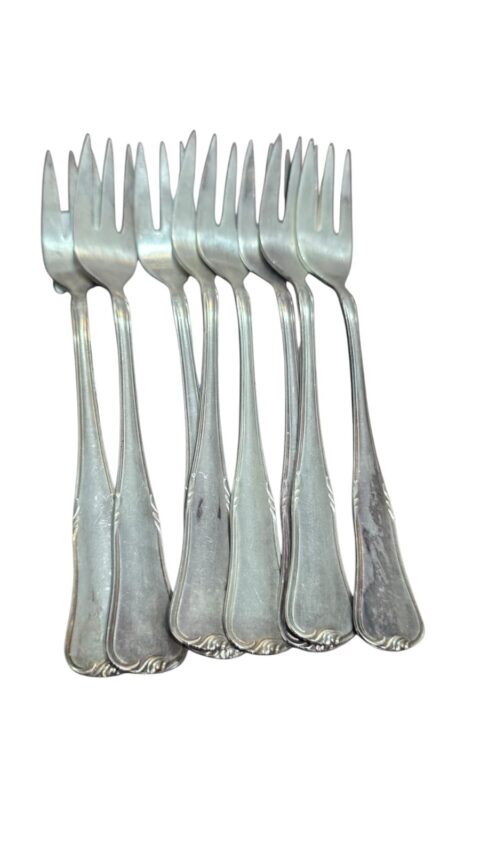 Elegantes garfos de sobremesa alemãs espessurados a prata WMF. (valor unitário)