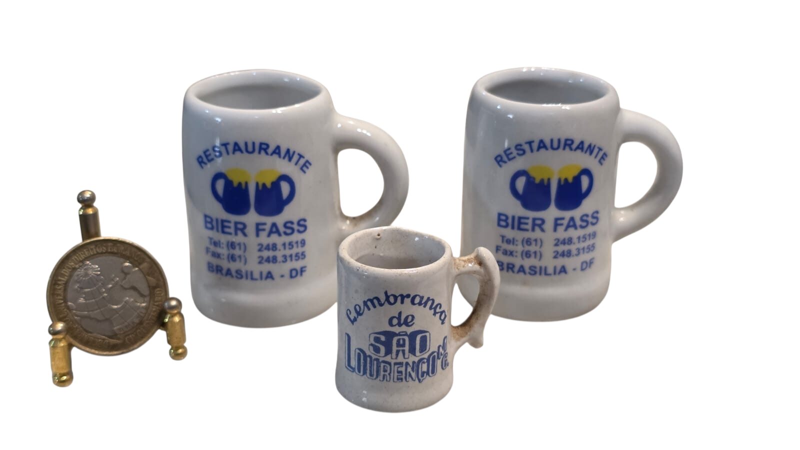 Lote de canecas em Porcelana