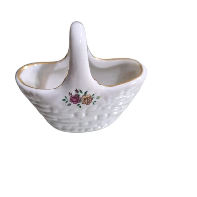 Miniatura de floreira de porcelana