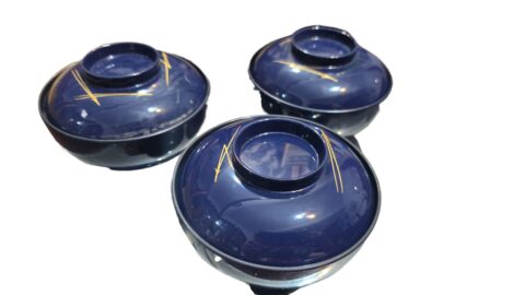 Trio de raros bowls laqueados, com tampa, japoneses Noritake, da Varig