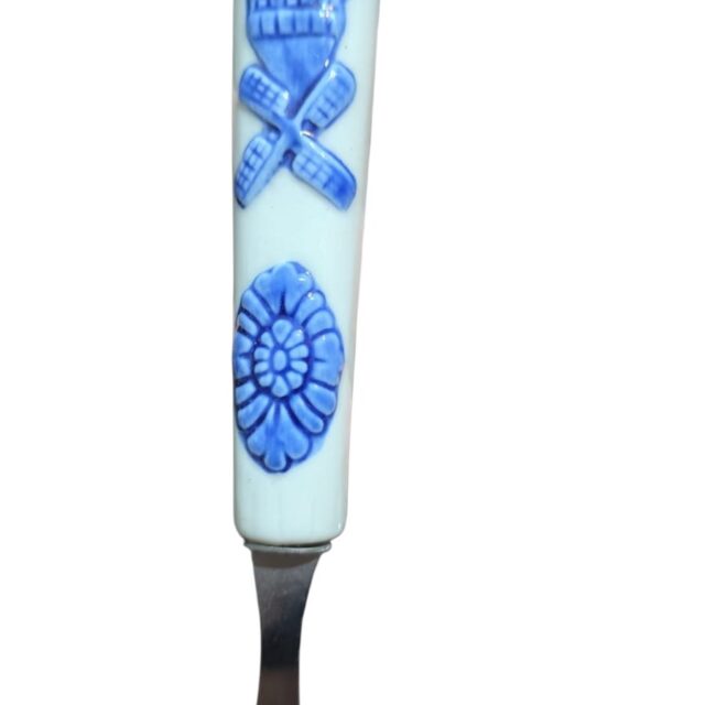 Cabo de porcelana holandesa