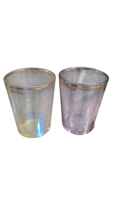 Par de antigos copinhos com dourações