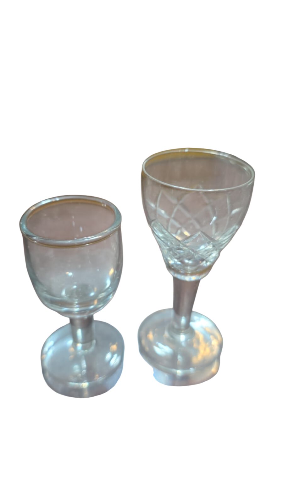 Par de taças de licor de cristal, impecáveis