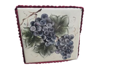 Belo antigo azulejo pintado a mão