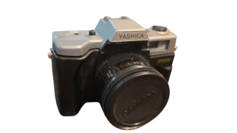 Antiga câmera Yashica