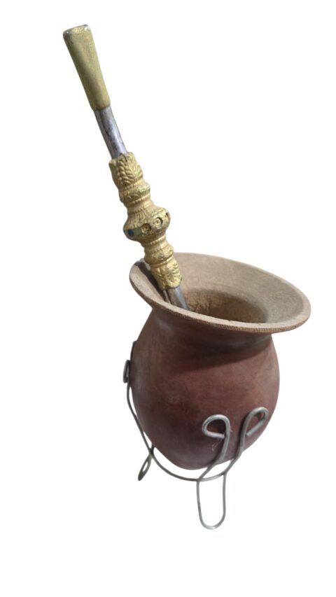 Cuia de chimarrão com bomba