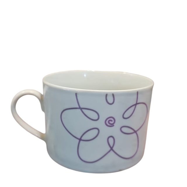 Xícara de chá de porcelana
