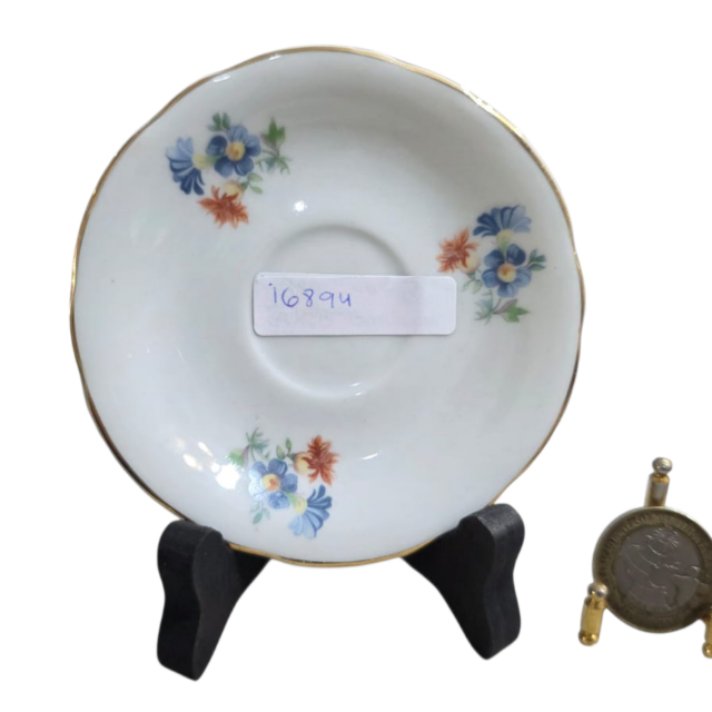 Pires em porcelana Steatita