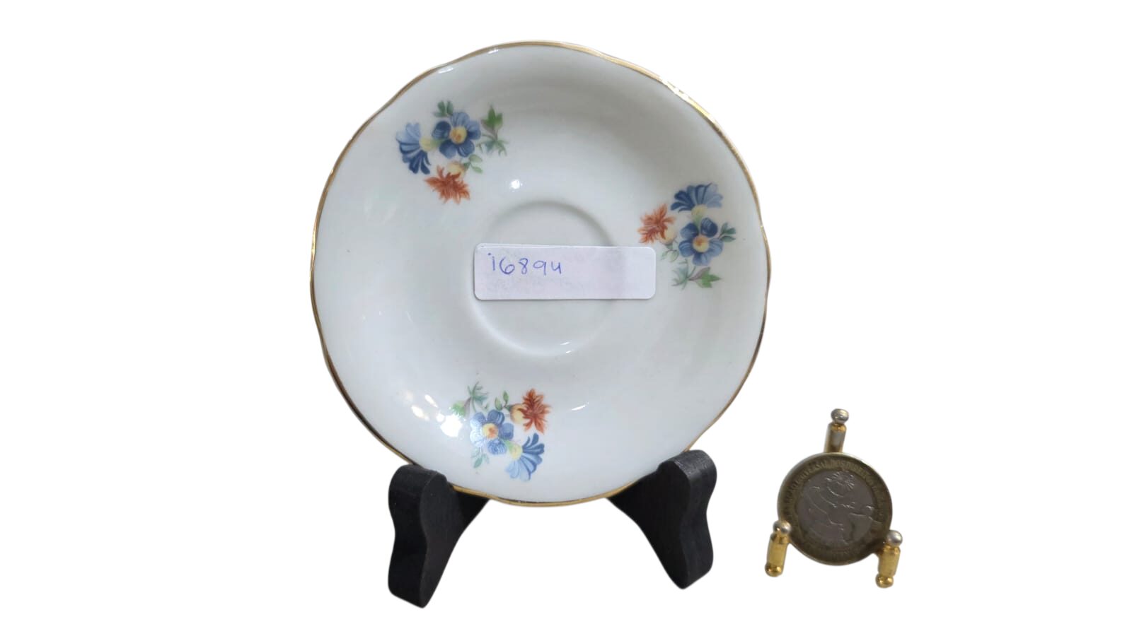 Pires em porcelana Steatita