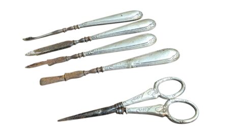 Antigo conjunto para unhas com cabo em prata de lei