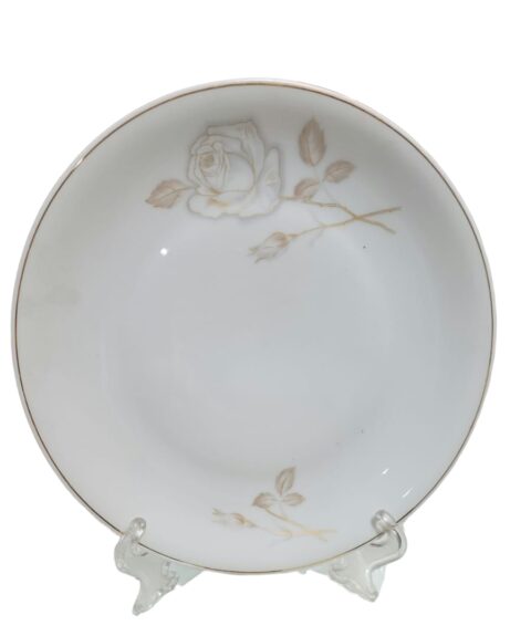 Pratos de porcelana Renner