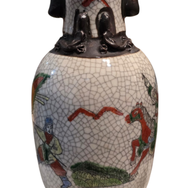 Raro e antigo vaso chinês craquelado com linda arte oriental