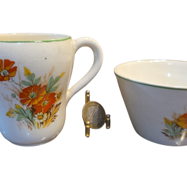 Conjunto inglês, motivos florais