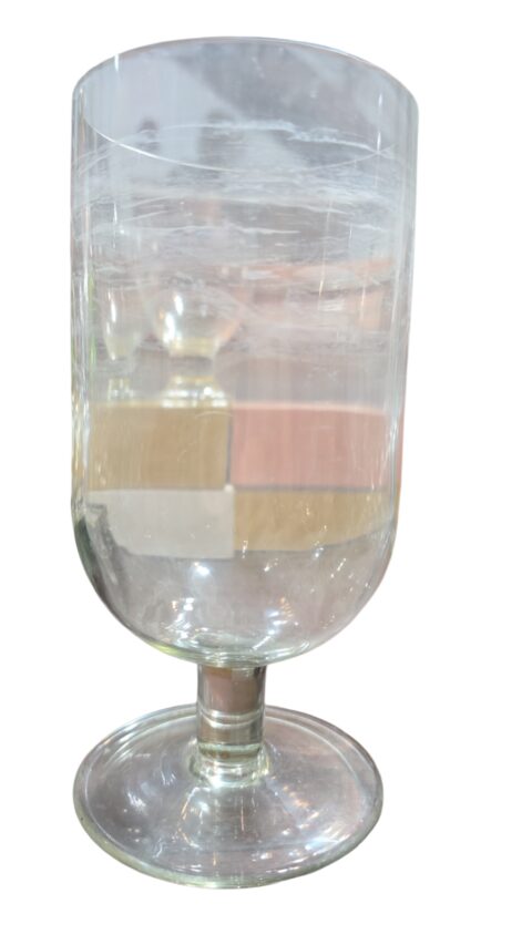 Grande e antiga taça de cristal