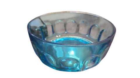 Tigela de vidro azul turquesa
