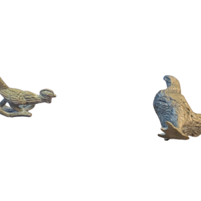 Par de galo e galinha de metal, decorativos
