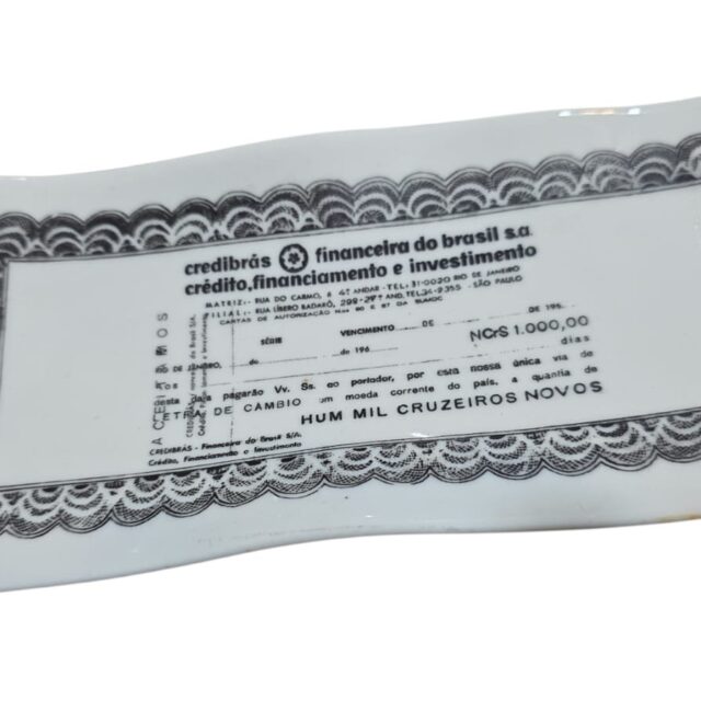 Antigo porta cartões de porcelana D. Pedro II, impecável