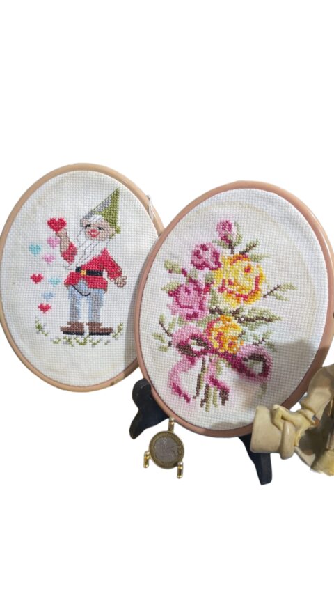 Par de decorações artesanais