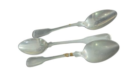 Trio de colheres antigas em Alpaca