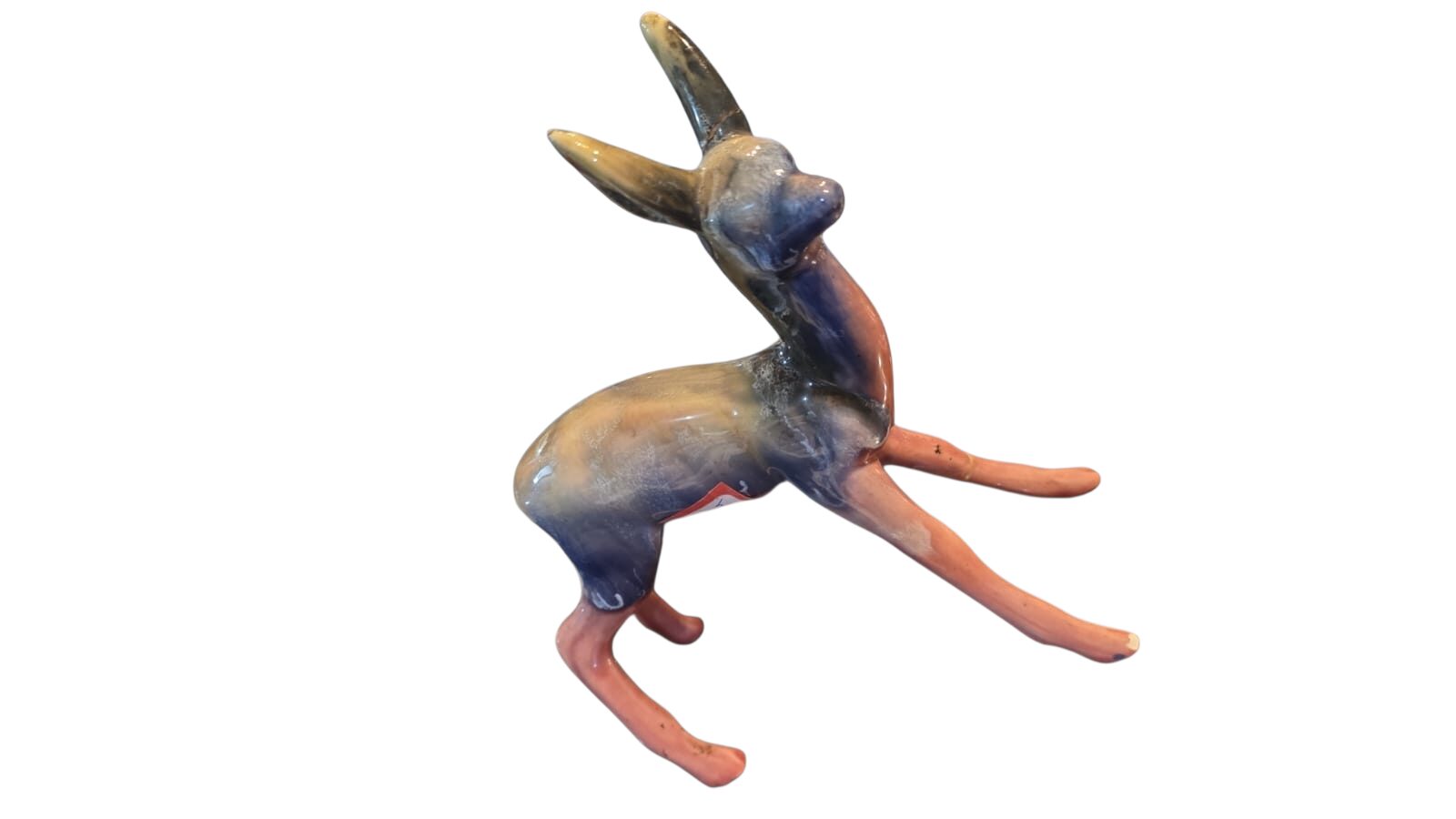 Antiga escultura veado de louça