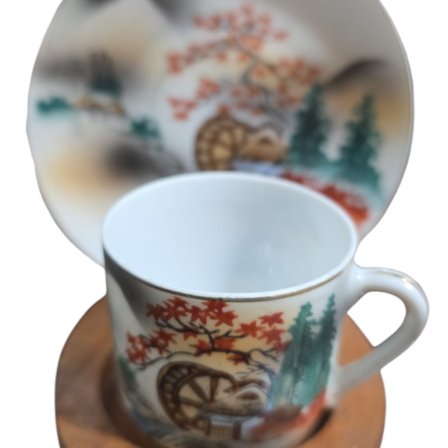 Xícara de porcelana japonesa casca de ovo