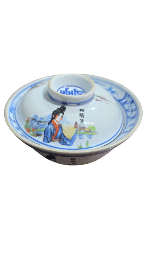 Bowl com tampa em porcelana oriental