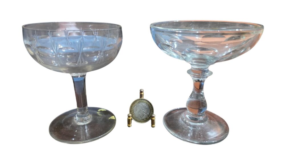 Par de taças de cristal de boa qualidade