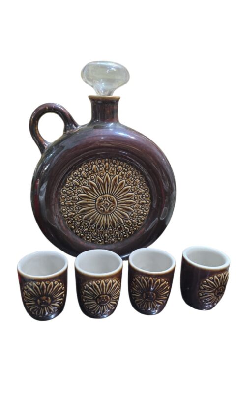 Antigo conjunto de porcelana, belíssima arte