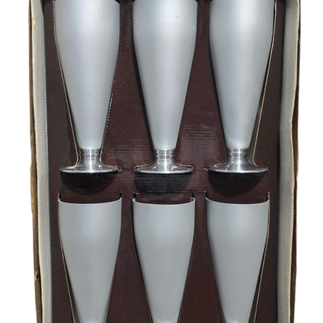 Conjunto de copos de Chopp em metal