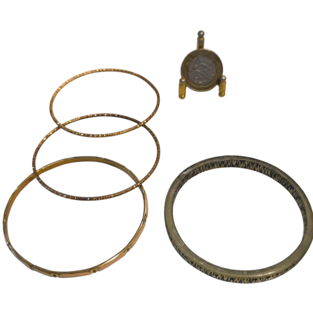 Lote de elegantes pulseiras diversas