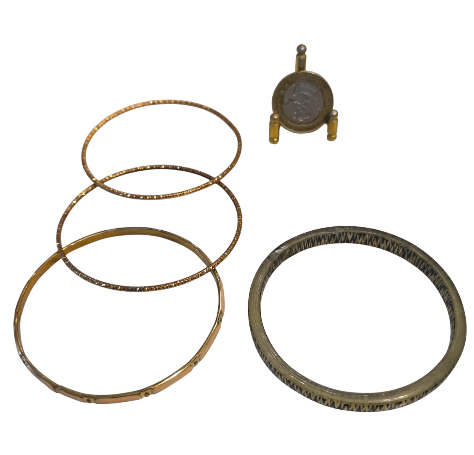 Lote de elegantes pulseiras diversas