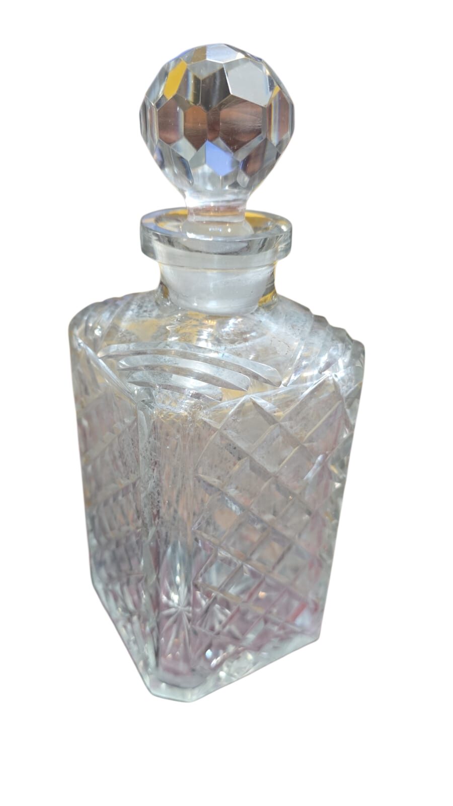 Antiga, pesada e elegante licoreira de cristal