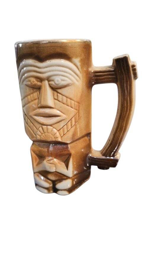 Antiga caneca