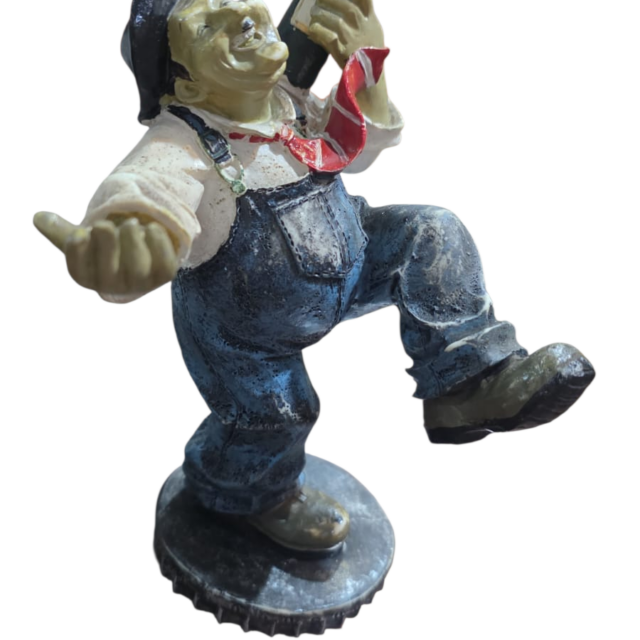 Antiga escultura de resina
