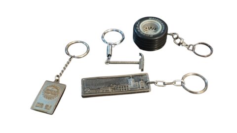 Lote de chaveiros promocionais