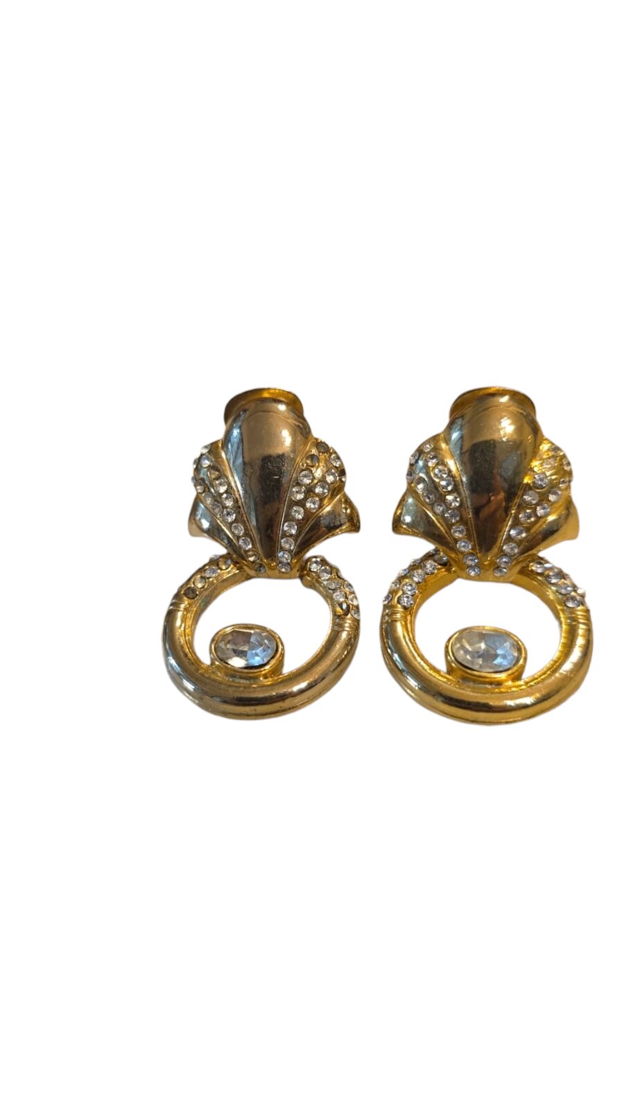 Belos brincos vintage de pressão
