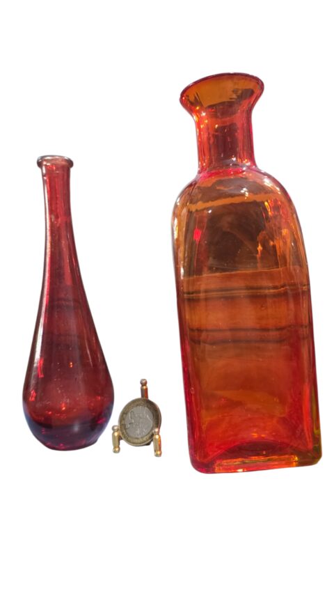 Par de belos vasos de vidro