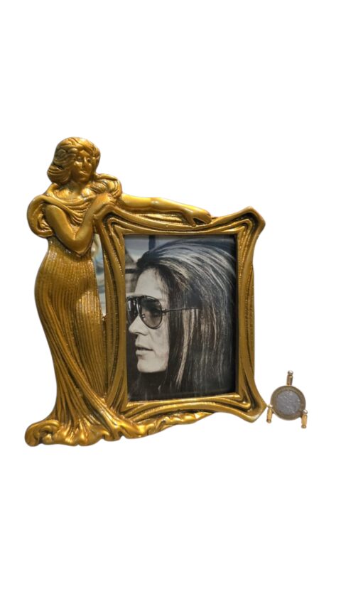 Antigo porta retrato em bronze estilo Art Nouveau