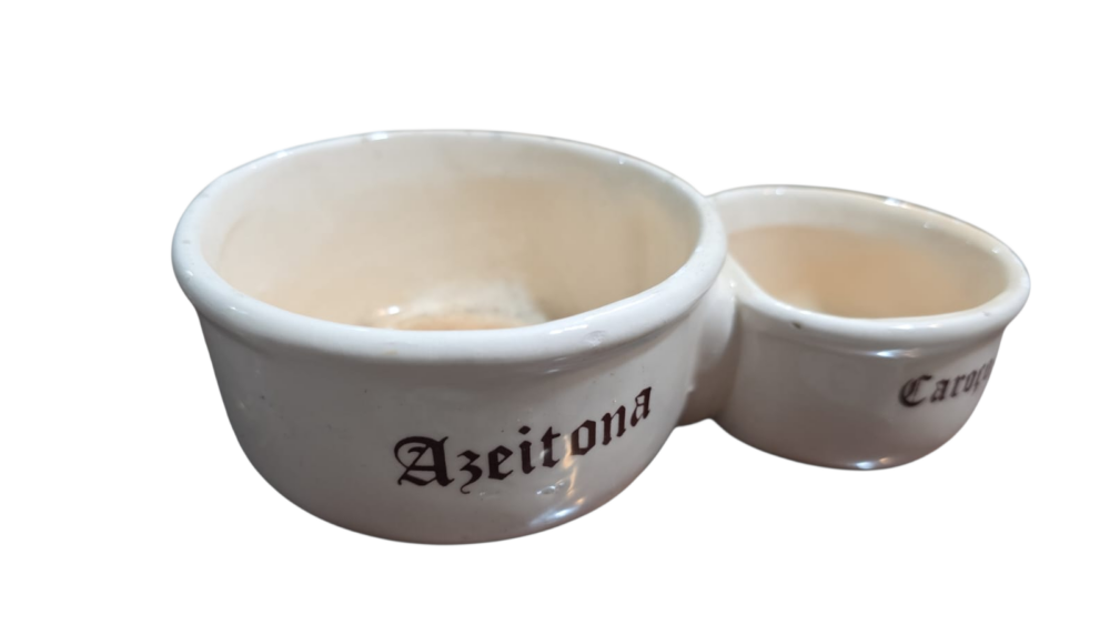 Petisqueira de azeitonas
