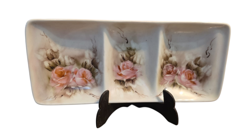 Petisqueira de porcelana toda pintada a mão