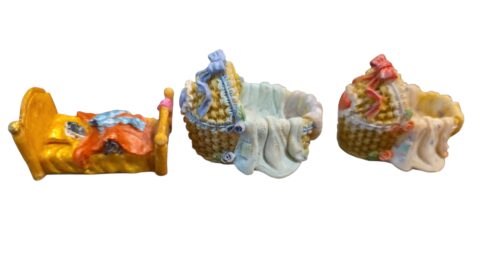 Trio de caminha e berços de resina