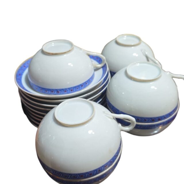Xícaras de chá japonesas com pires, porcelana casca de ovo. (valor unitário)