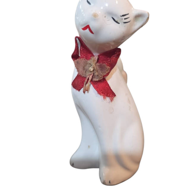 Gato de louça