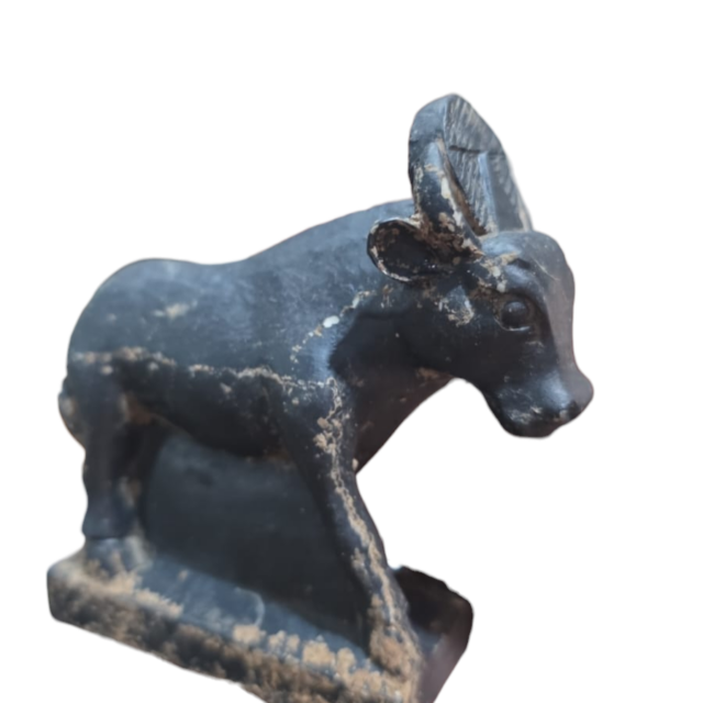 Escultura egípcia de resina, boa qualidade