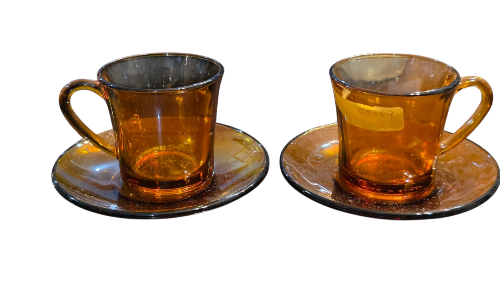 Xícara de café com pires