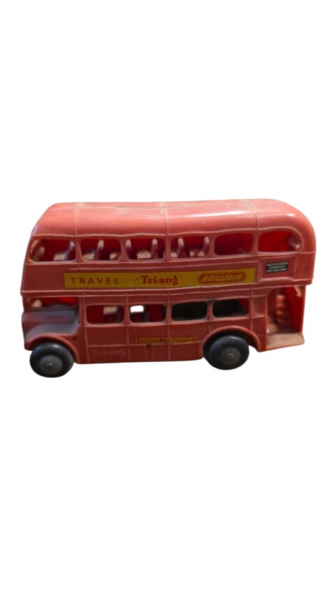 Antigo e raro ônibus duplo inglês